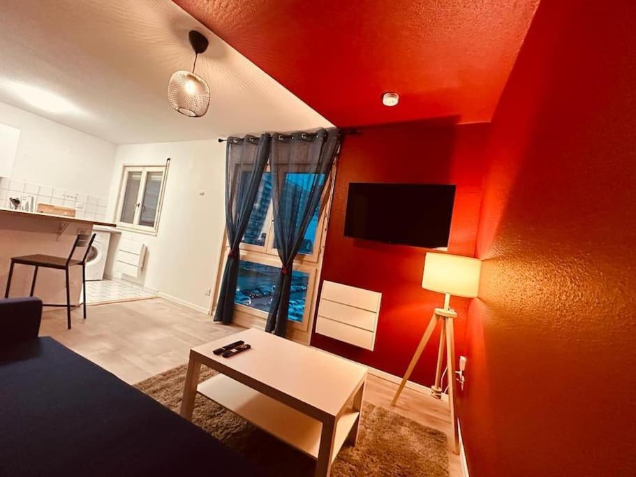 Studio Centre Avec Wifi Leilighet Mulhouse Eksteriør bilde